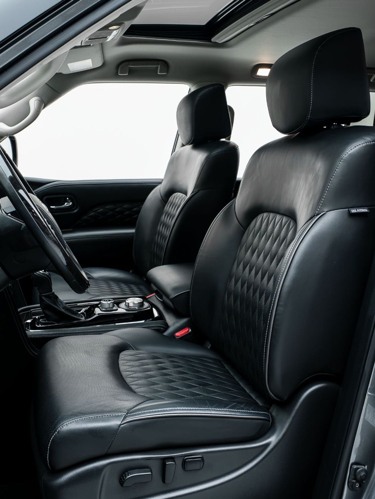 إنفينيتي QX80 LUXE SENSORY PROACTIVE