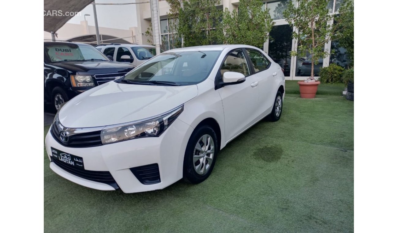 Toyota Corolla 1600 CC model 2016 GCC white color inside beige control unit in excellent condition