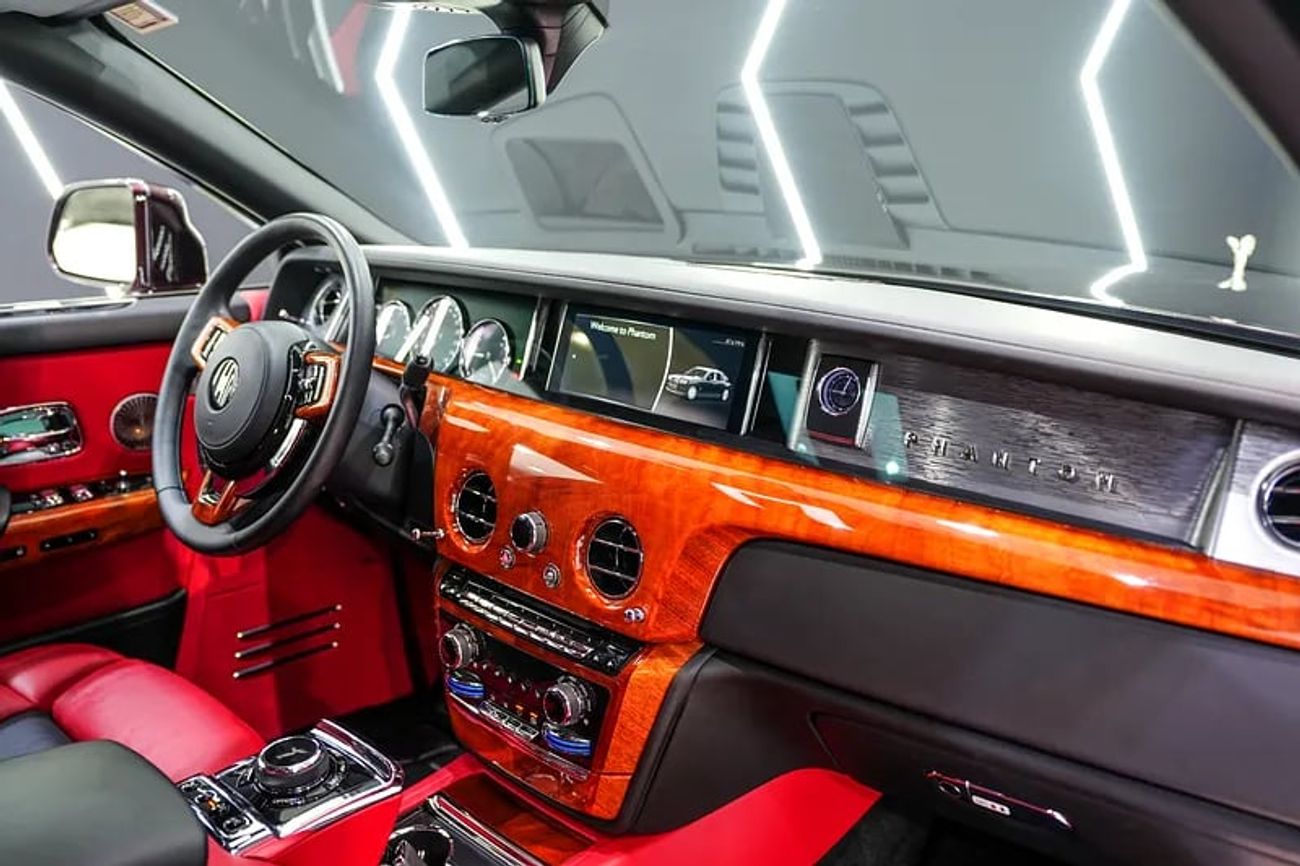 Rolls-Royce Phantom EWB 6.8L Series II, Executive Rear Seats w/ Entertainment, Dealer Warr + Serv!!