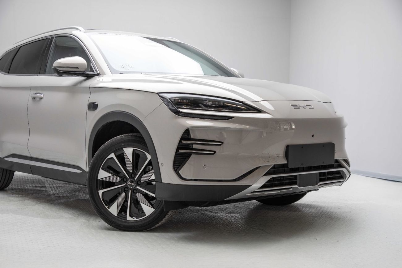 بي واي دي سونغ بلس ID Flagship - Smoke Grey Inside Beige & Grey | Export Only