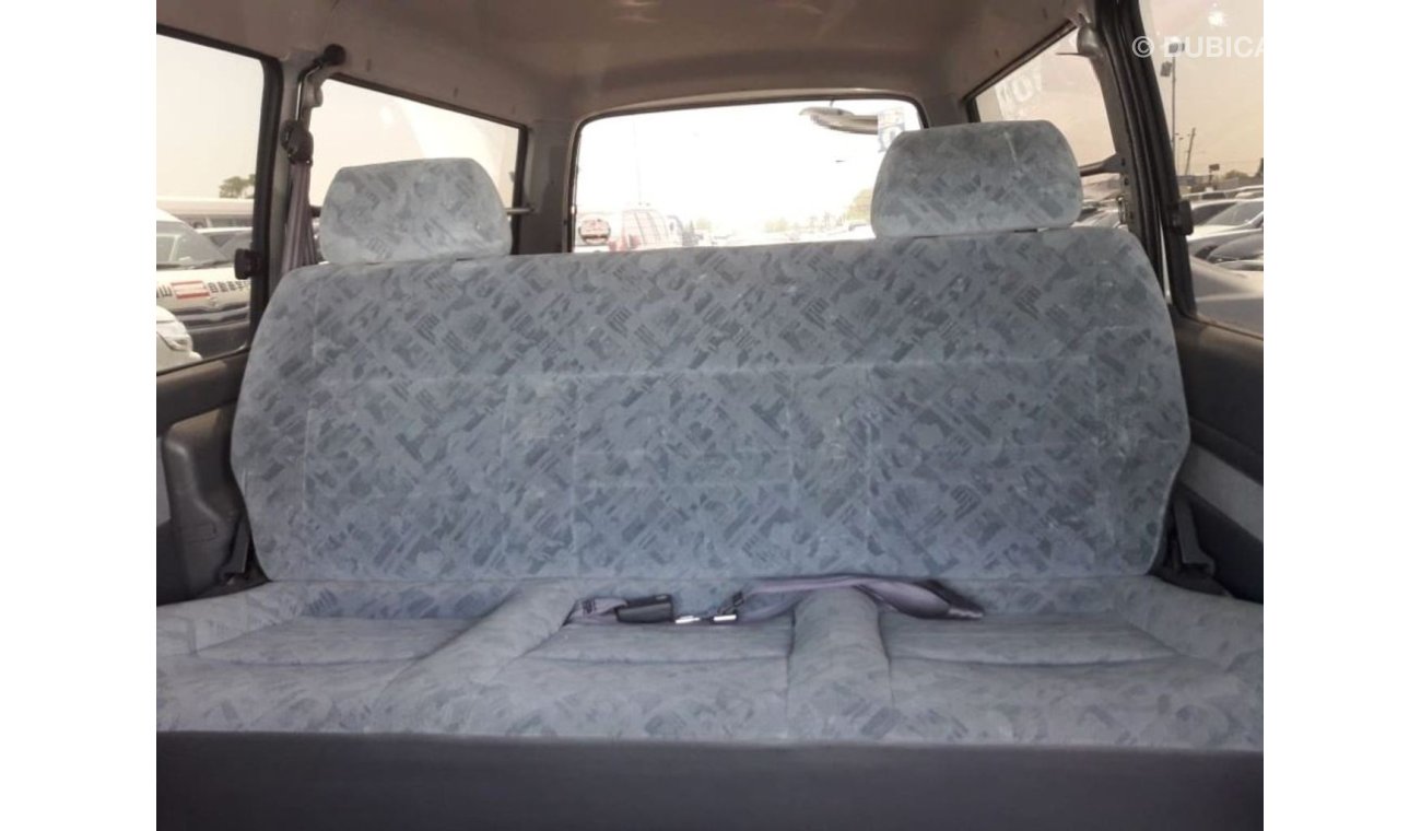 تويوتا هاياس Hiace RIGHT HAND DRIVE (Stock no PM 589 )