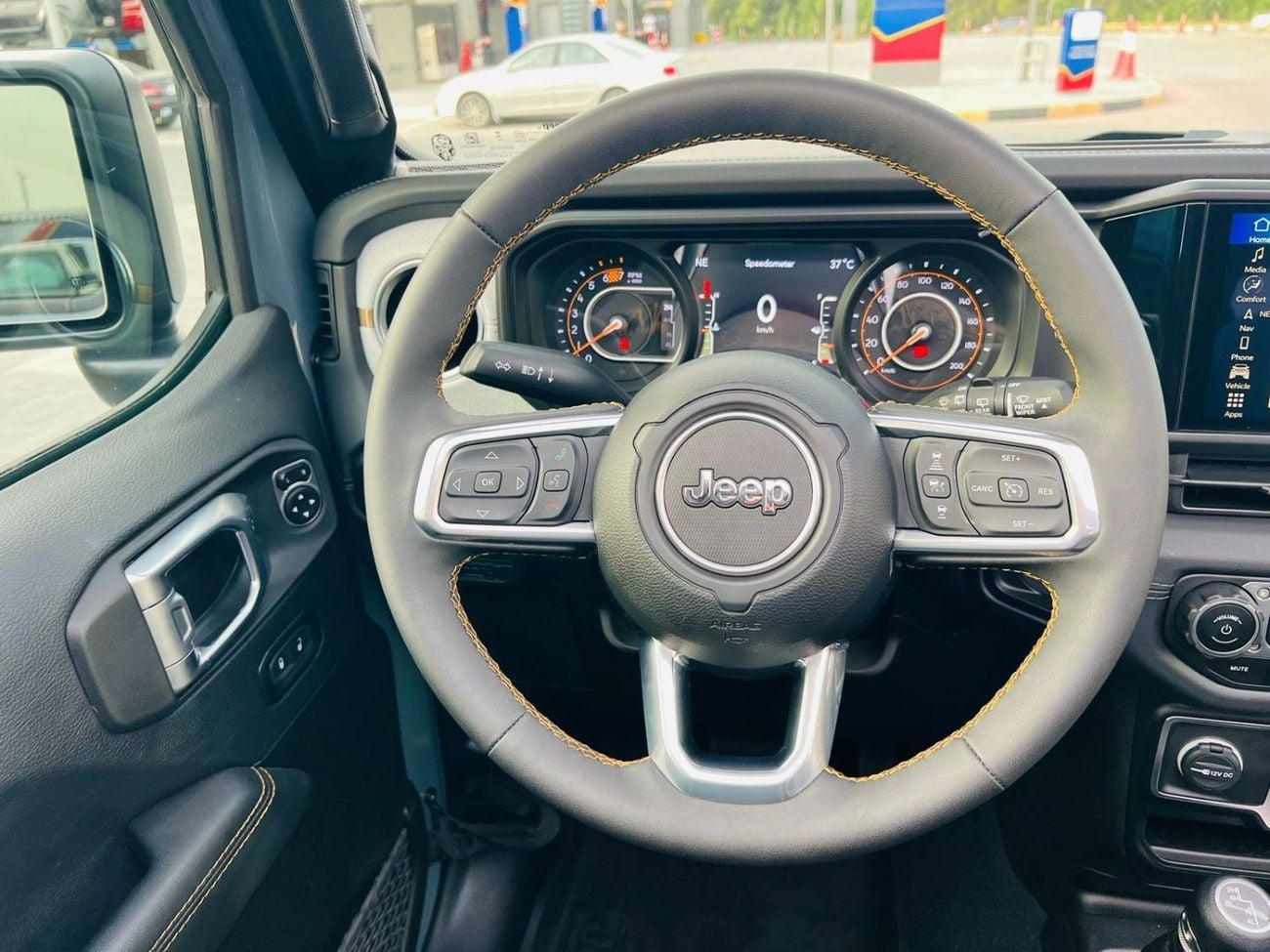 Jeep Wrangler Unlimited SAHARA 3.6