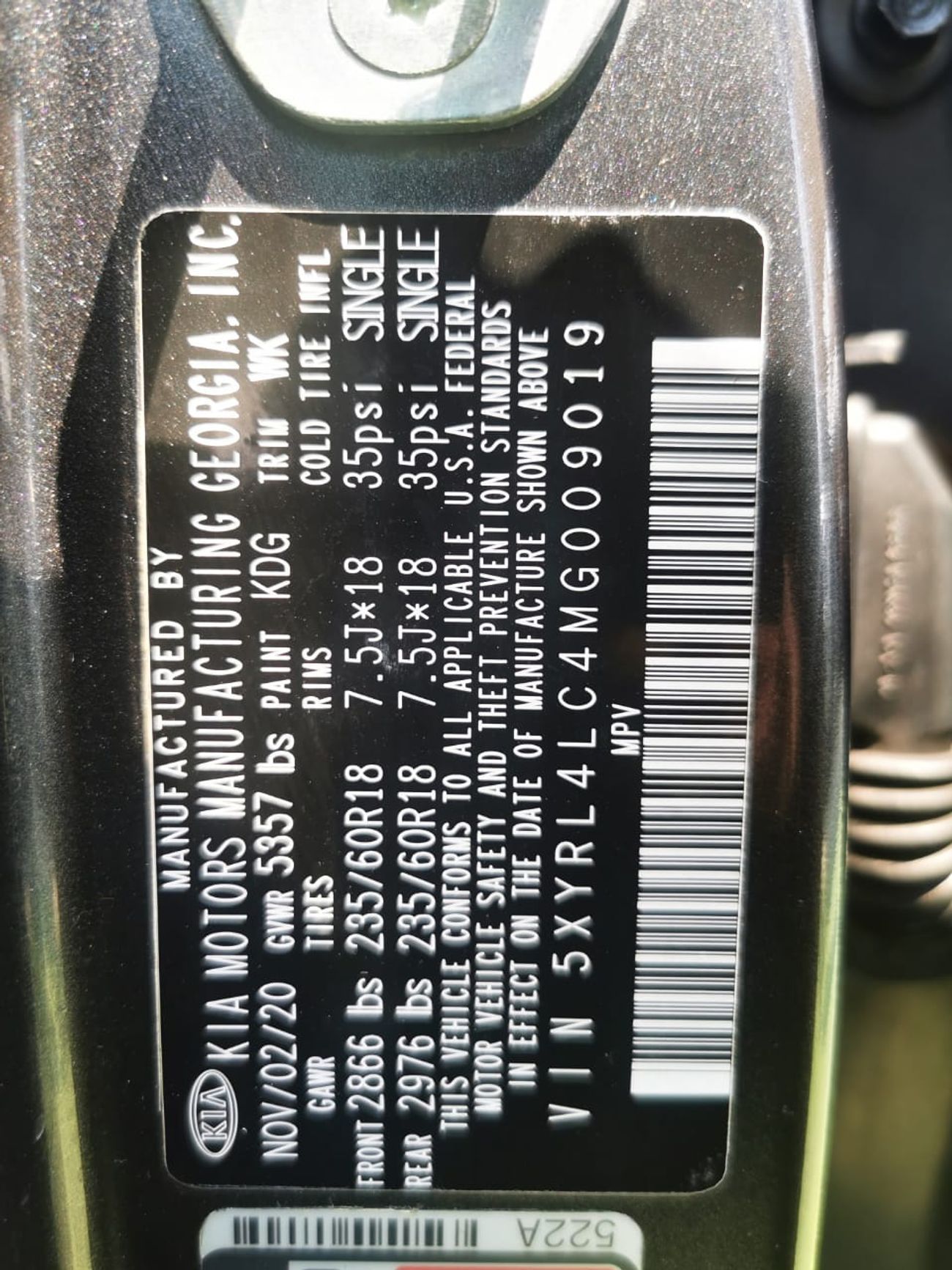 كيا سورينتو Std 2.5L FWD