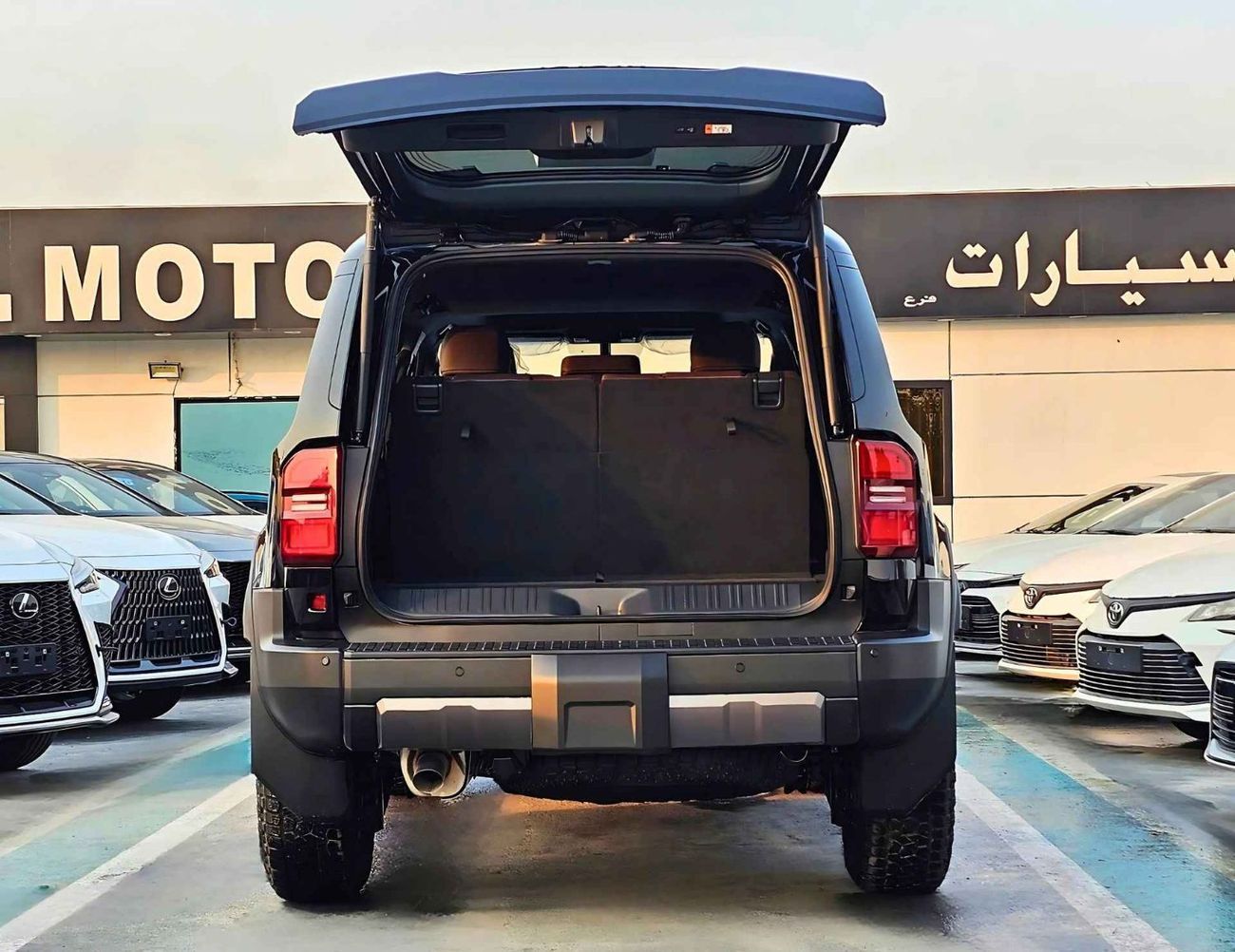 Toyota Prado ADVENTURE TURBO/RMT ENGINE START, REAR PWR DOOR, FRONT PWR SEATS/2.4L PETROL 4WD/ CODE # PR24S2