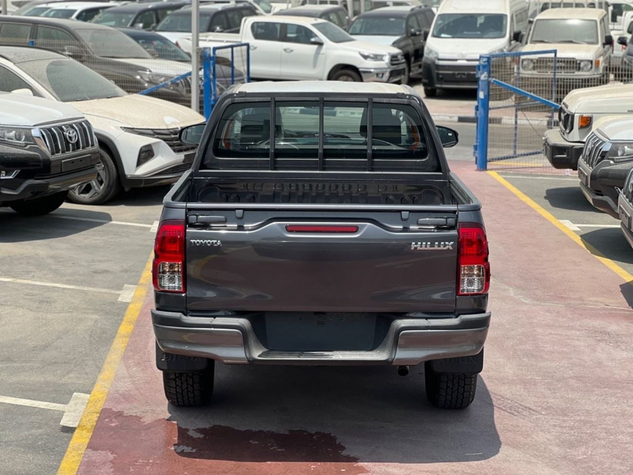 Toyota Hilux TOYOTA HILUX 2.4 DIESEL 4WD 4DOORS 2024