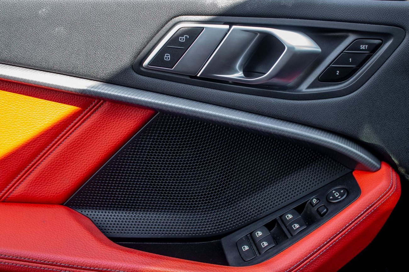 بي أم دبليو 120i M Sport 2.0L