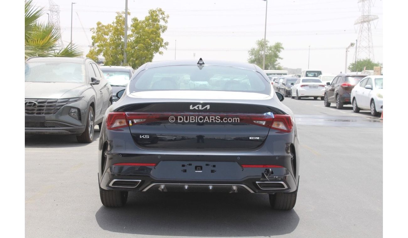 Kia K5 2.0 L hybrid 360 camera