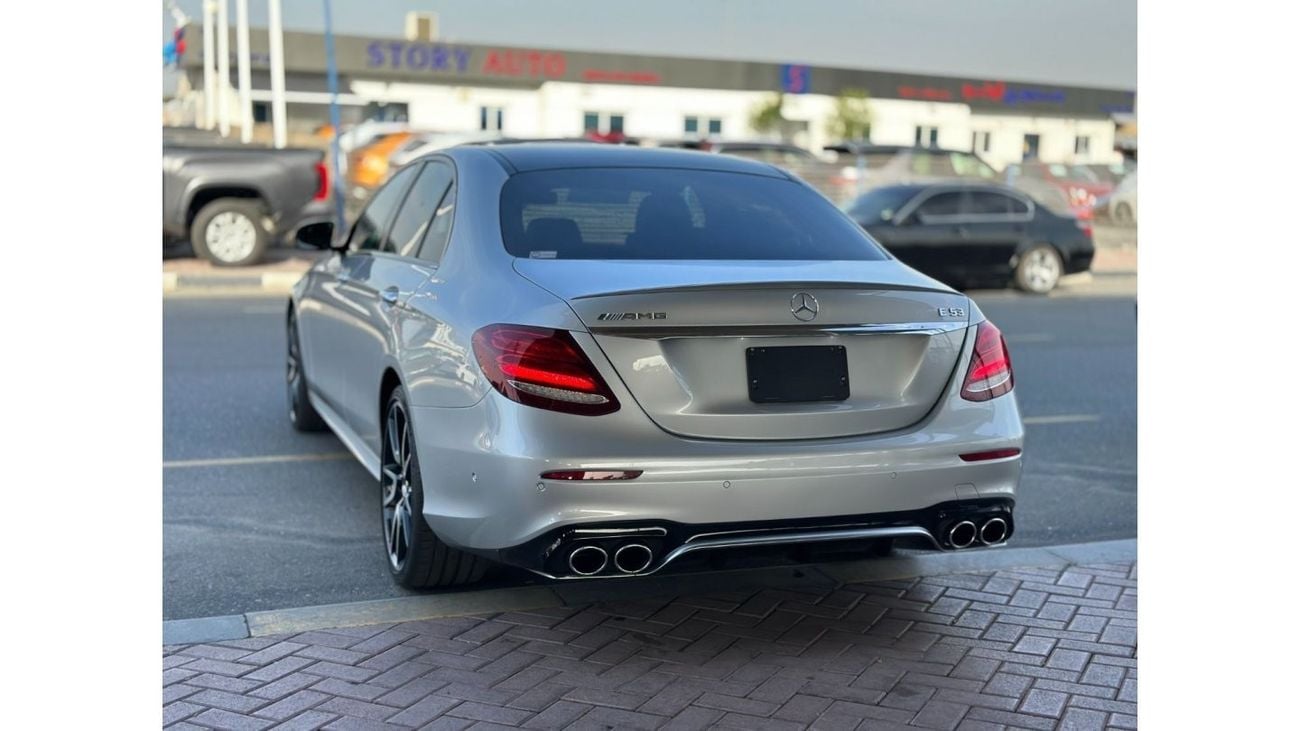 مرسيدس بنز E 53