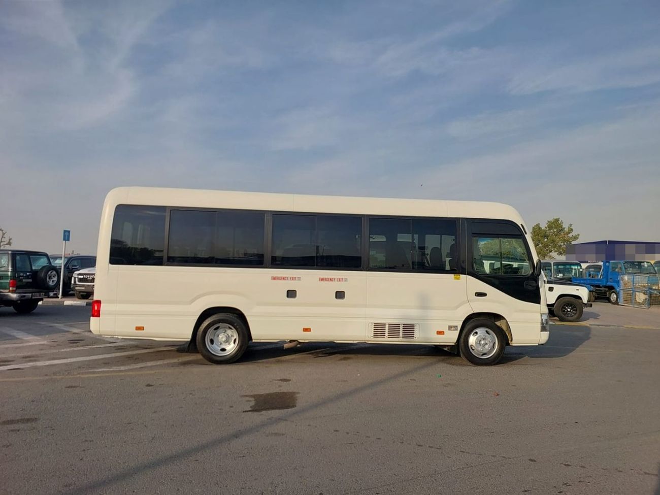 Toyota Coaster TOYOTA COASTER BUS RHD 2017 MODEL 4.0 L DIESEL AUTOMATIC(PM00207)