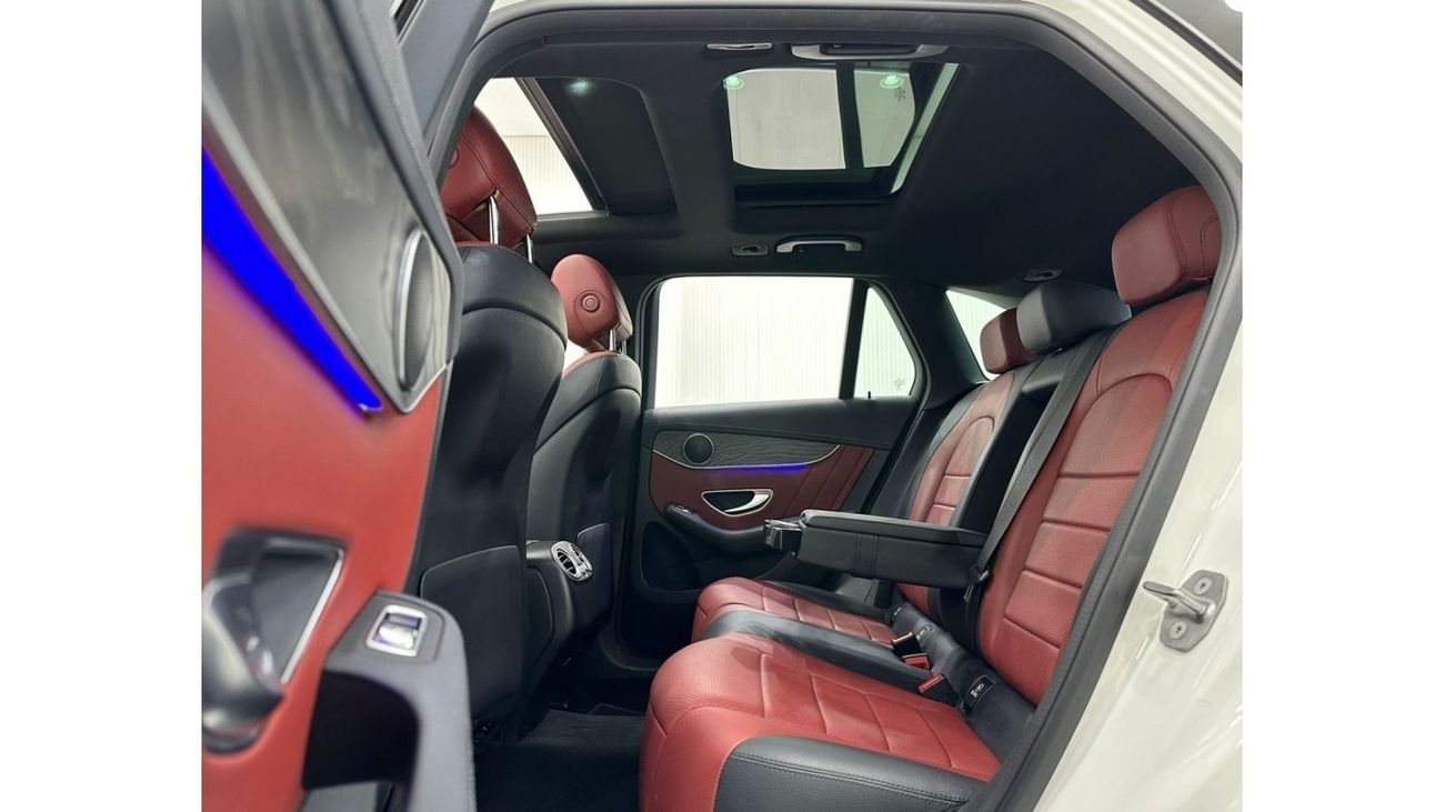 مرسيدس بنز GLC 200 Std 2021 Mercedes Benz GLC200 AMG, March 2026 Mercedes Warranty, Full Mercedes Service History, GCC