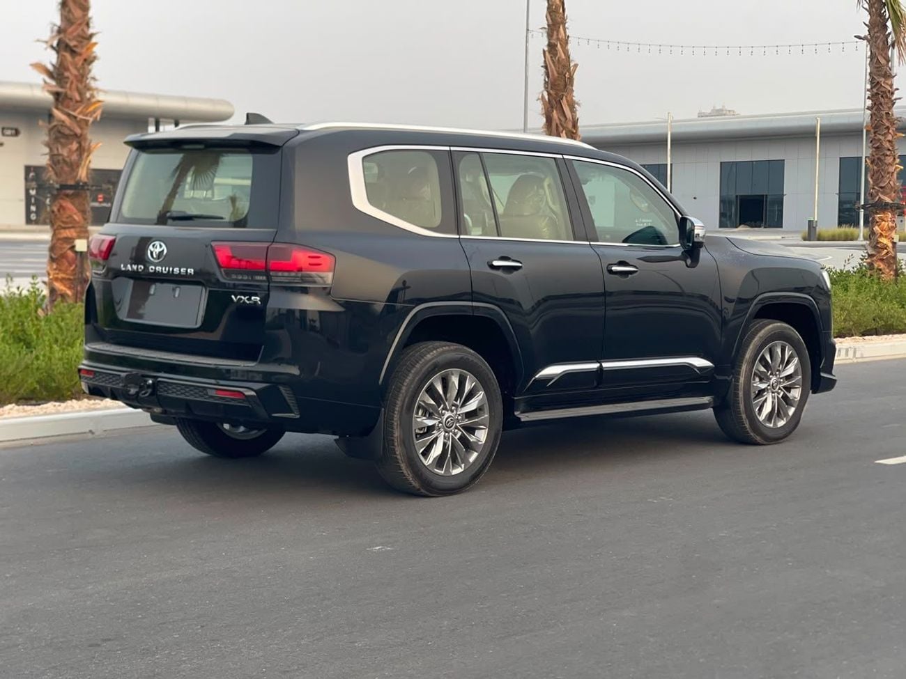 Toyota Land Cruiser VXR