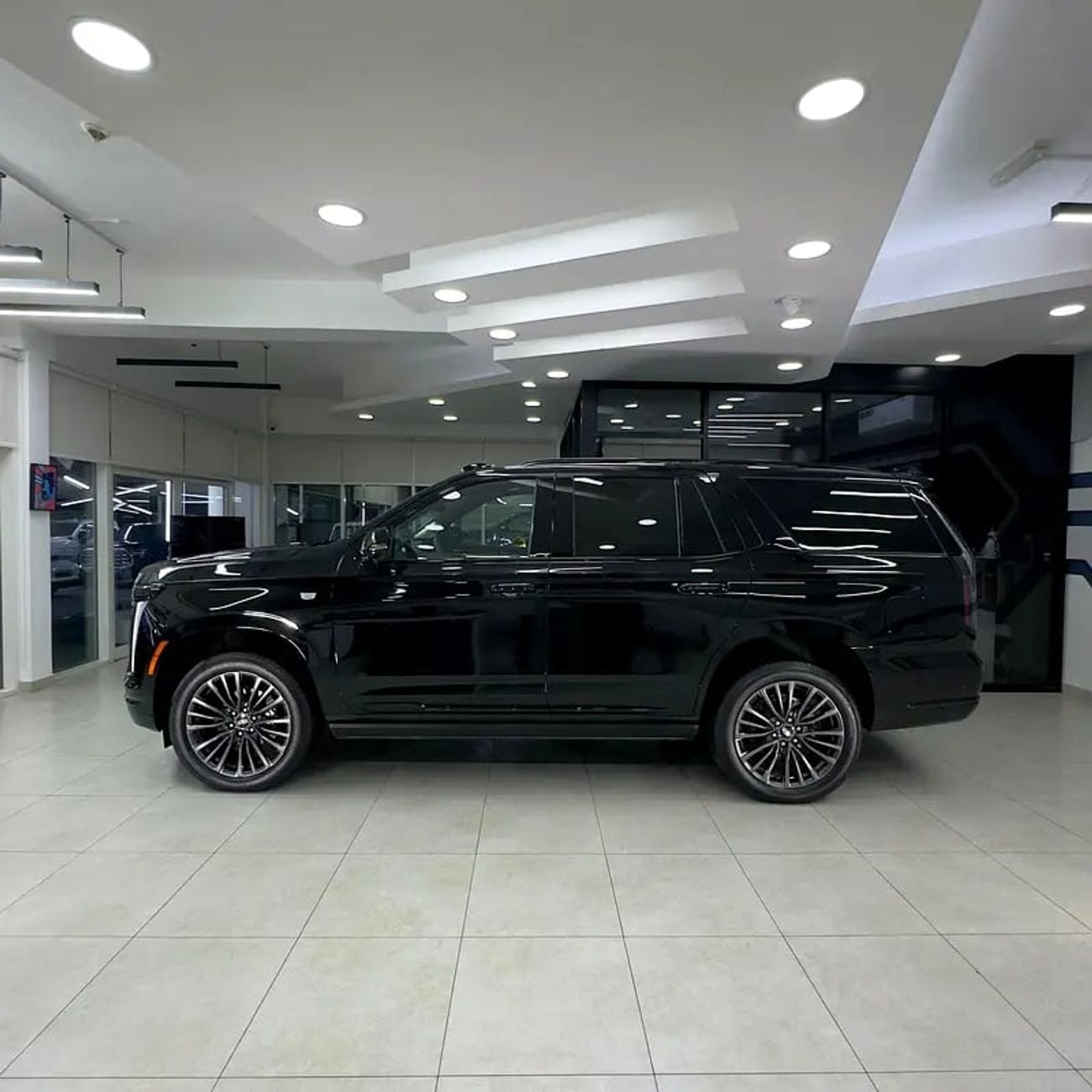 كاديلاك إسكالاد Sport Platinum 6.2L 4WD Sport Platinum