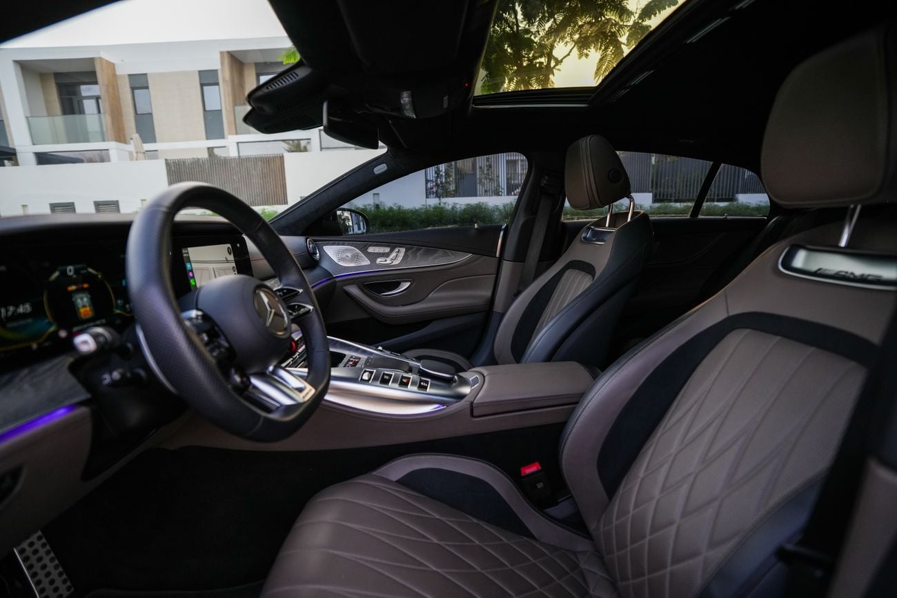 مرسيدس بنز ايه ام جي جي تي 43 4 matic+ | 4 door | 16,000km