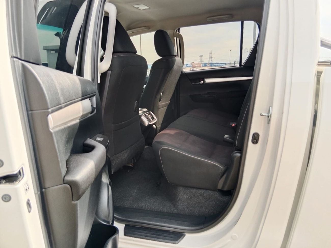Toyota Hilux TOYOTA HILUX PICK UP RIGHT HAND DRIVE(PM05217)