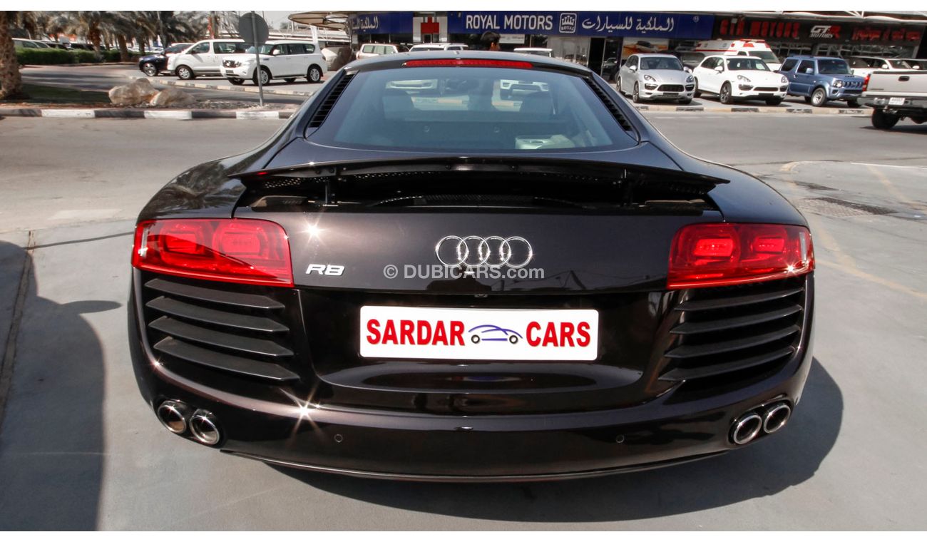 Audi R8