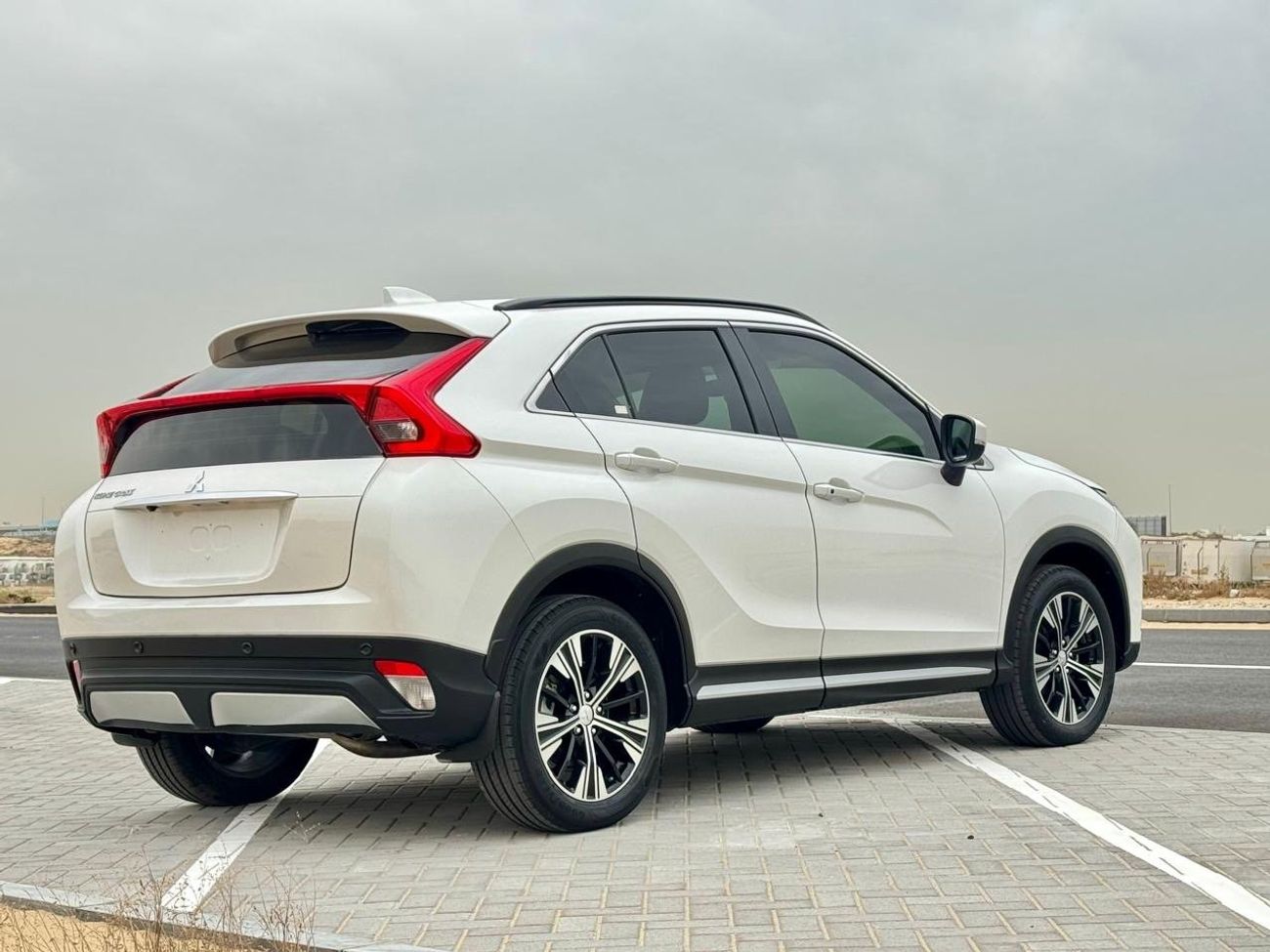 Mitsubishi Eclipse Cross GLX 1.5L
