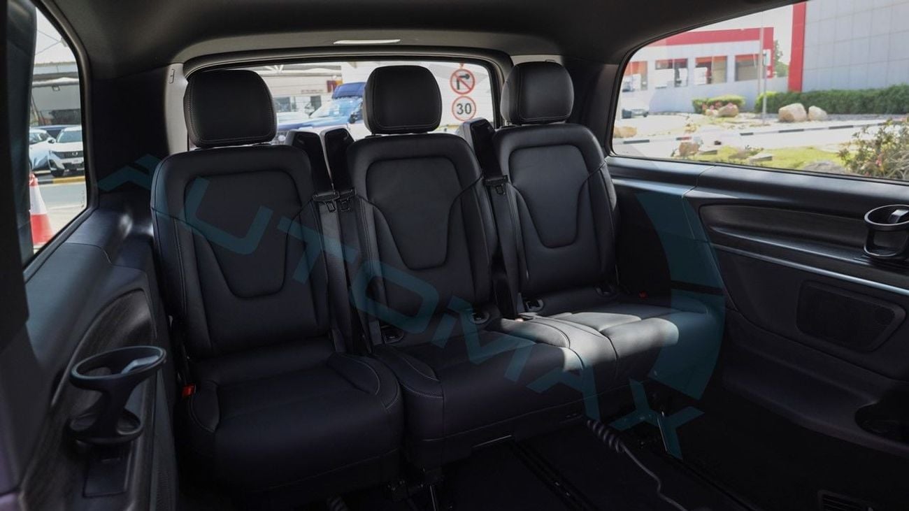 مرسيدس بنز V 300 2 Years Unlimited Mileage Warranty @Official Dealer