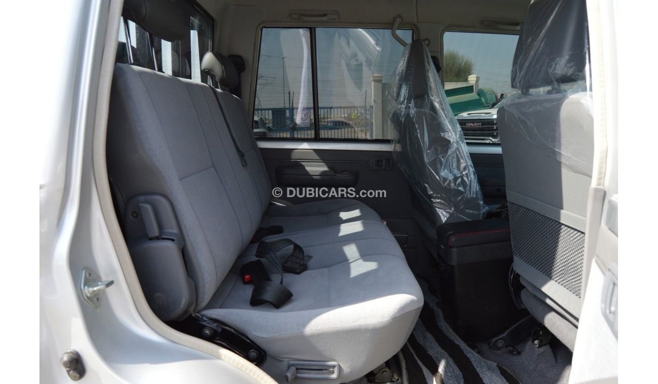 Toyota Land Cruiser Pick Up 1VD engine V8 Diesel full option clean car