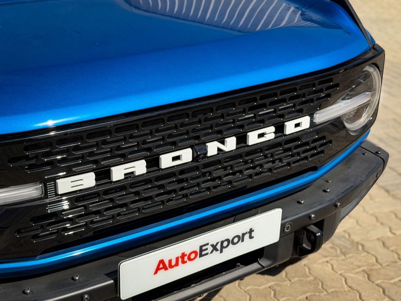 Ford Bronco Wildtrak 2.7L (5 Seater) In RIGHT HAND DRIVE (EXPORT ONLY)