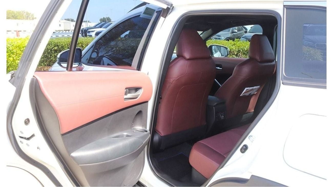 Toyota Corolla Cross SLIGHTLY USED UNDER WARRANTY GCC SPECS