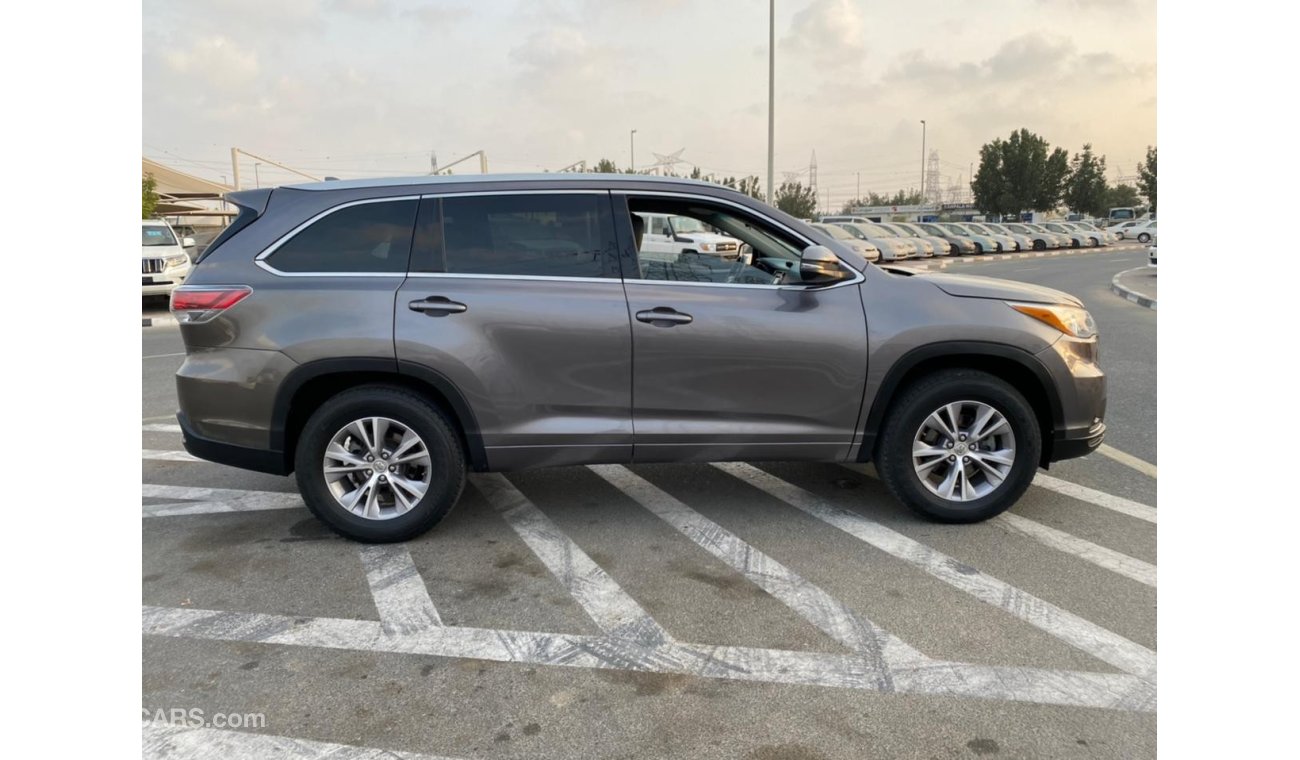 تويوتا هايلاندر 2015 TOYOTA HIGHLANDER MID OPTION