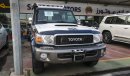 Toyota Land Cruiser 76 Hardtop LX Special V8 4.5L Diesel Manual Transmission Wagon