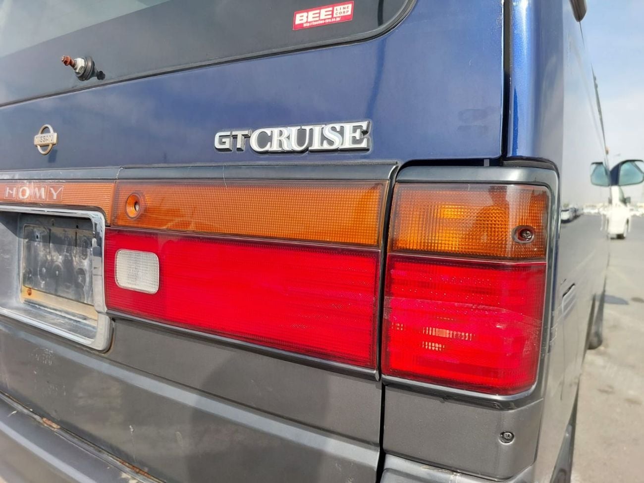 نيسان كارافان (RAMADAN OFFER) NISSAN CARAVAN VAN RHD 1996 MODEL 2.7 L DIESEL AUTOMATIC(PM63936)