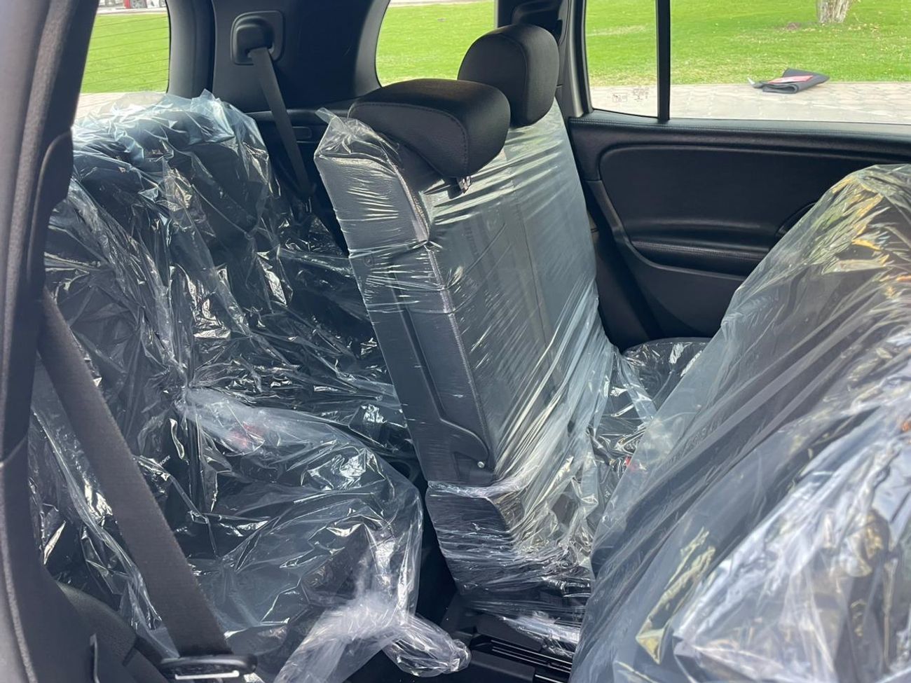 مرسيدس بنز GLB 200 GLB 200 ,PETROL 1.3L ,RIGHT HAND DRIVE ,ONLY FOR EXPORT AVAILABLE