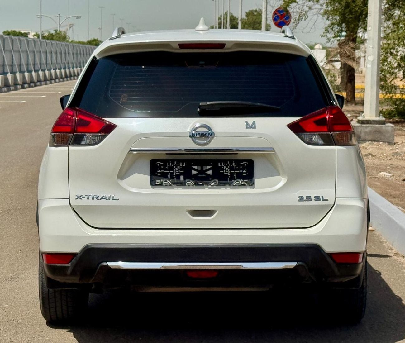 نيسان إكس تريل SL 2.5L