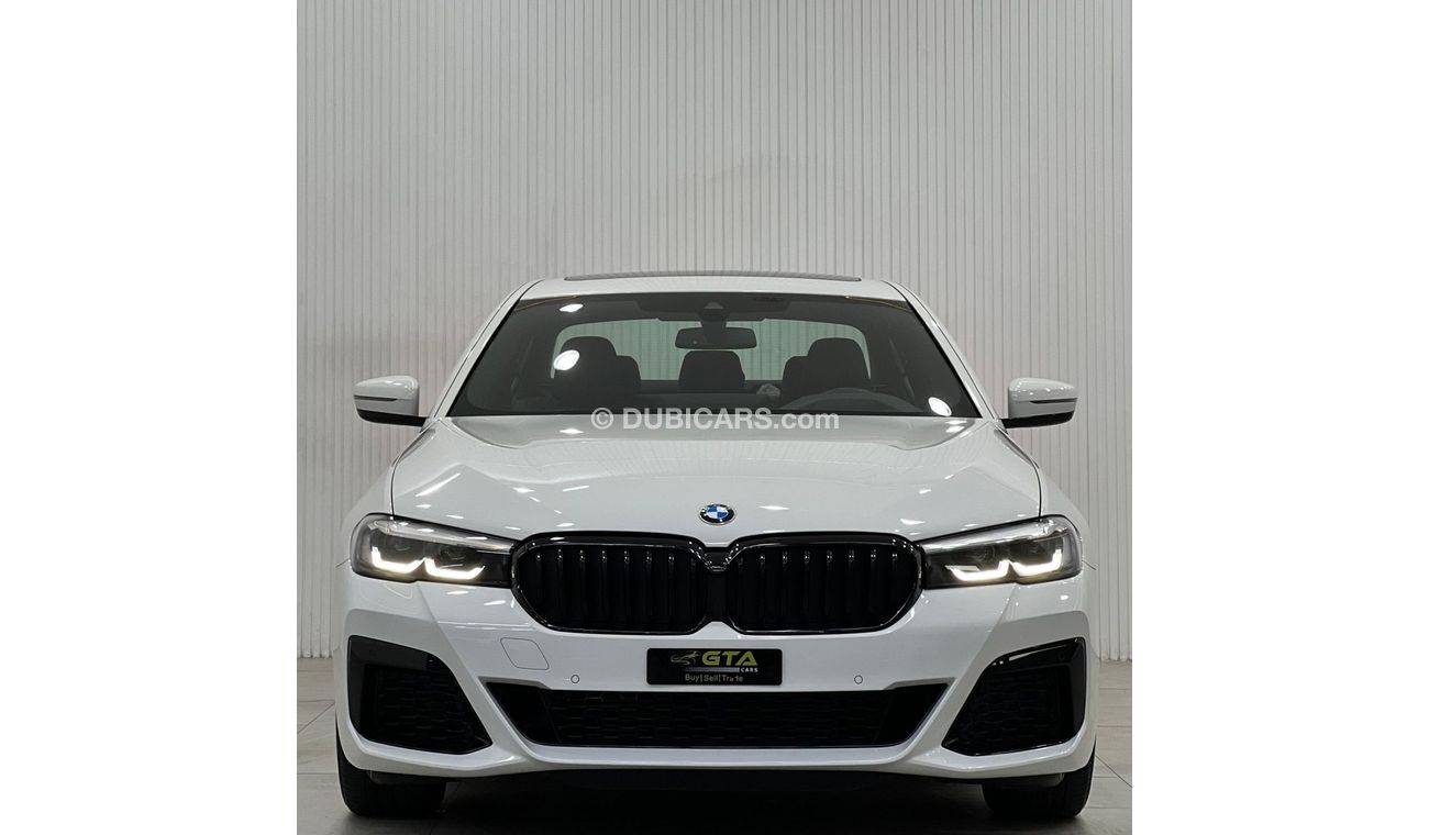 بي أم دبليو 520i M سبورت جوي كومفورت 2022 BMW 520i M-Sport, 5 Years BMW Warranty + Service Pack, Full BMW Service His