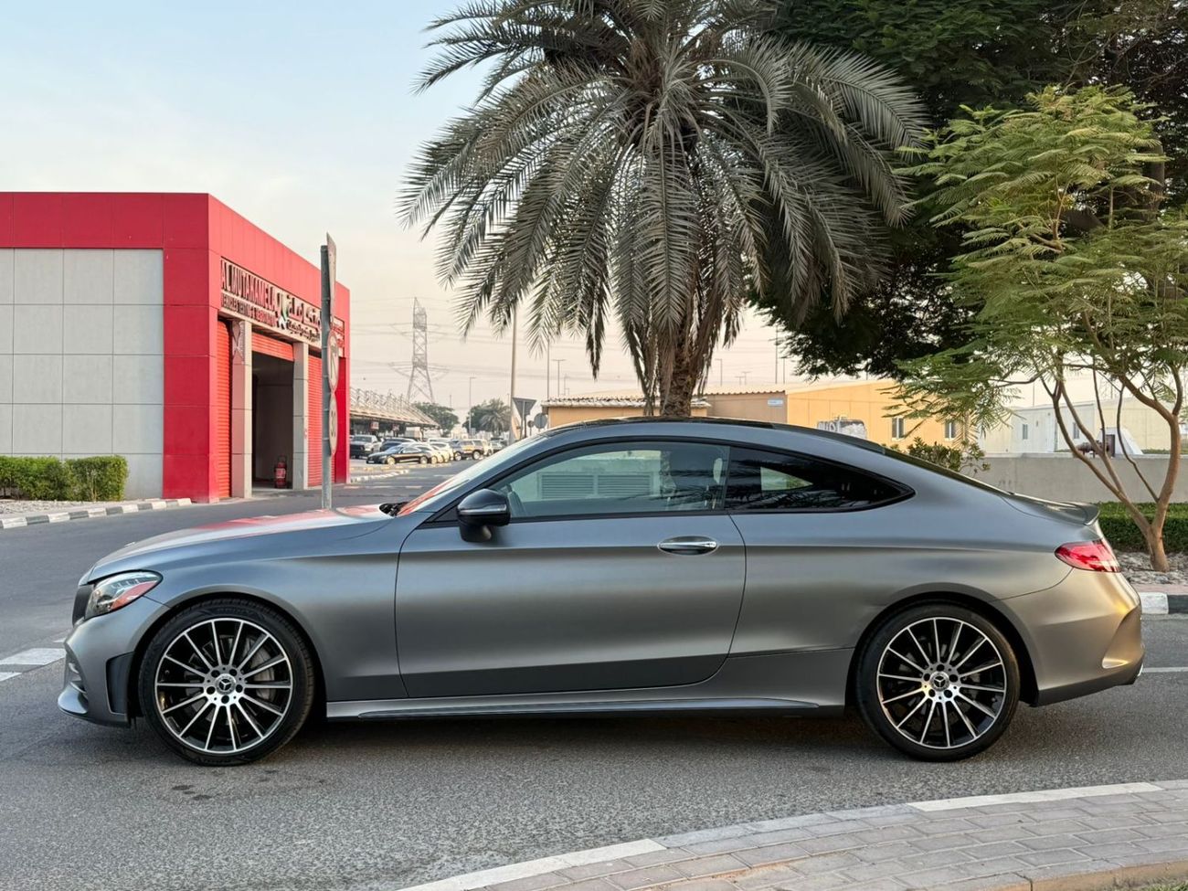 مرسيدس بنز C 300 MERCEDES C300 COUPE 209 - 1 YEAR WARRANTY
