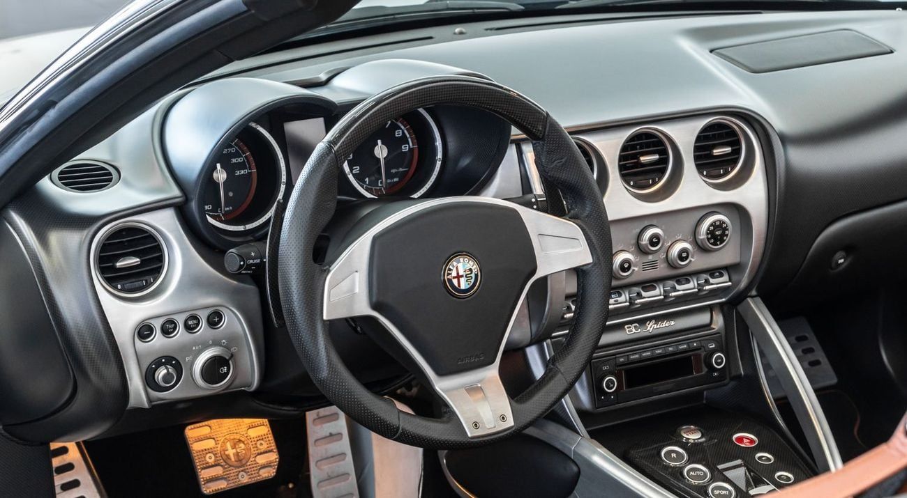 ألفا روميو 8C Spider