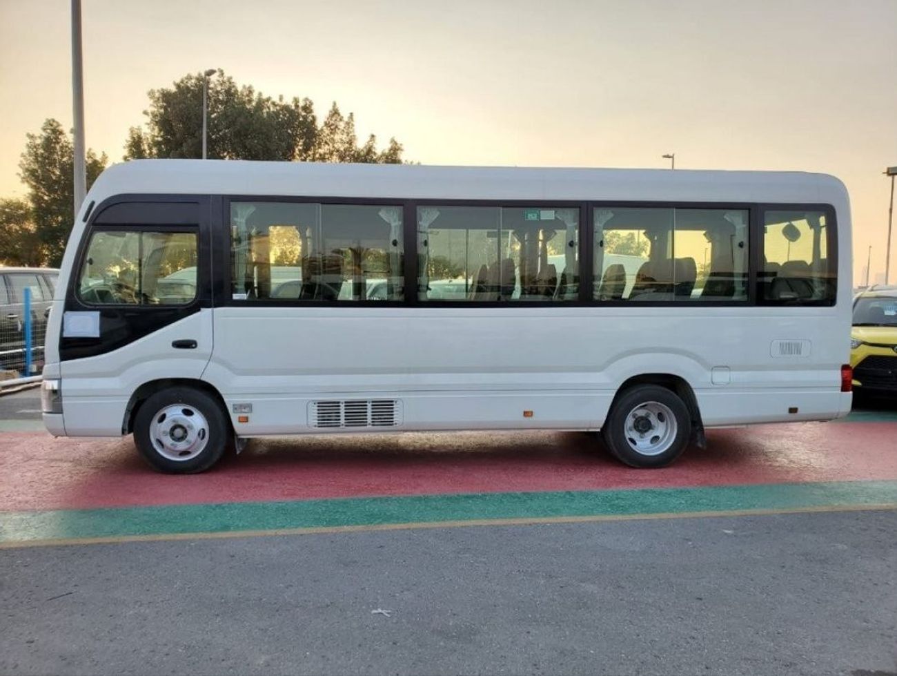 Toyota Coaster 2022 4.2L DSL 22 SEATS BUS FOR EXPORT ONLY