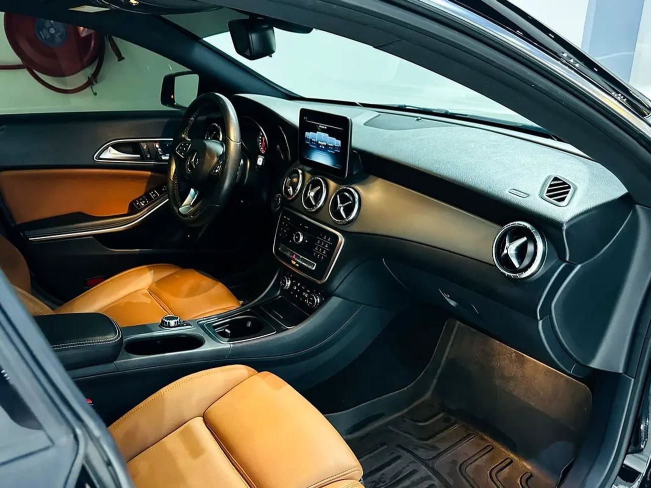 مرسيدس بنز CLA 250 Sport 2.0L