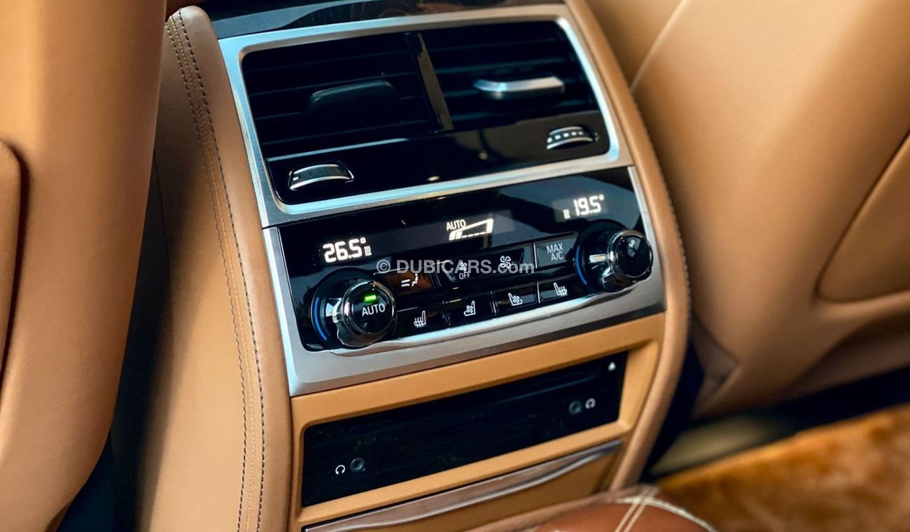 بي أم دبليو 750Li Li  XDrive