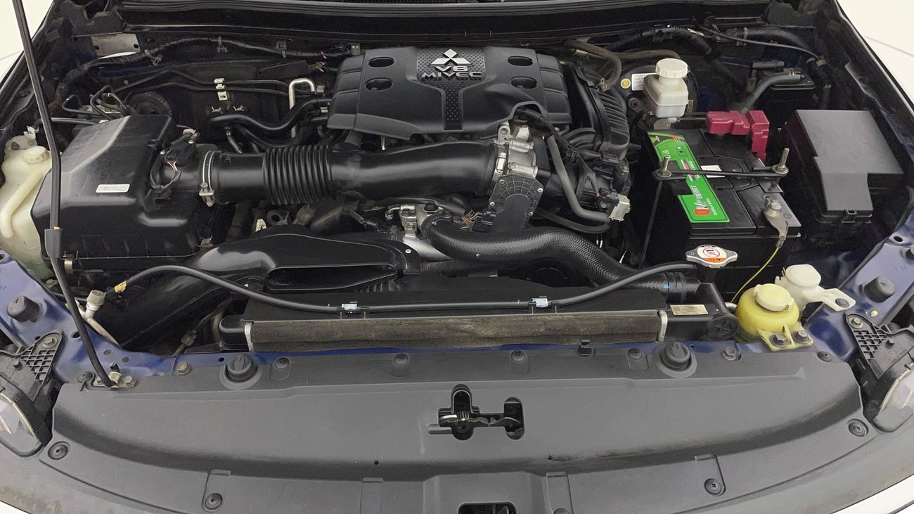 ميتسوبيشي مونتيرو سبورت GLS MID 3 | بدون دفعة مقدمة | اختبار قيادة مجاني للمنزل