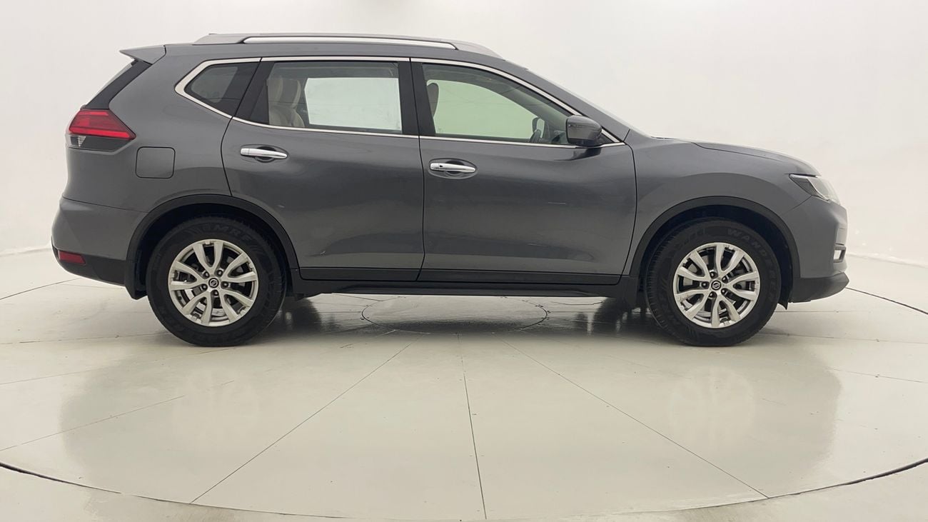 نيسان إكس تريل SV 2.5 | بدون دفعة مقدمة | اختبار القيادة في المنزل