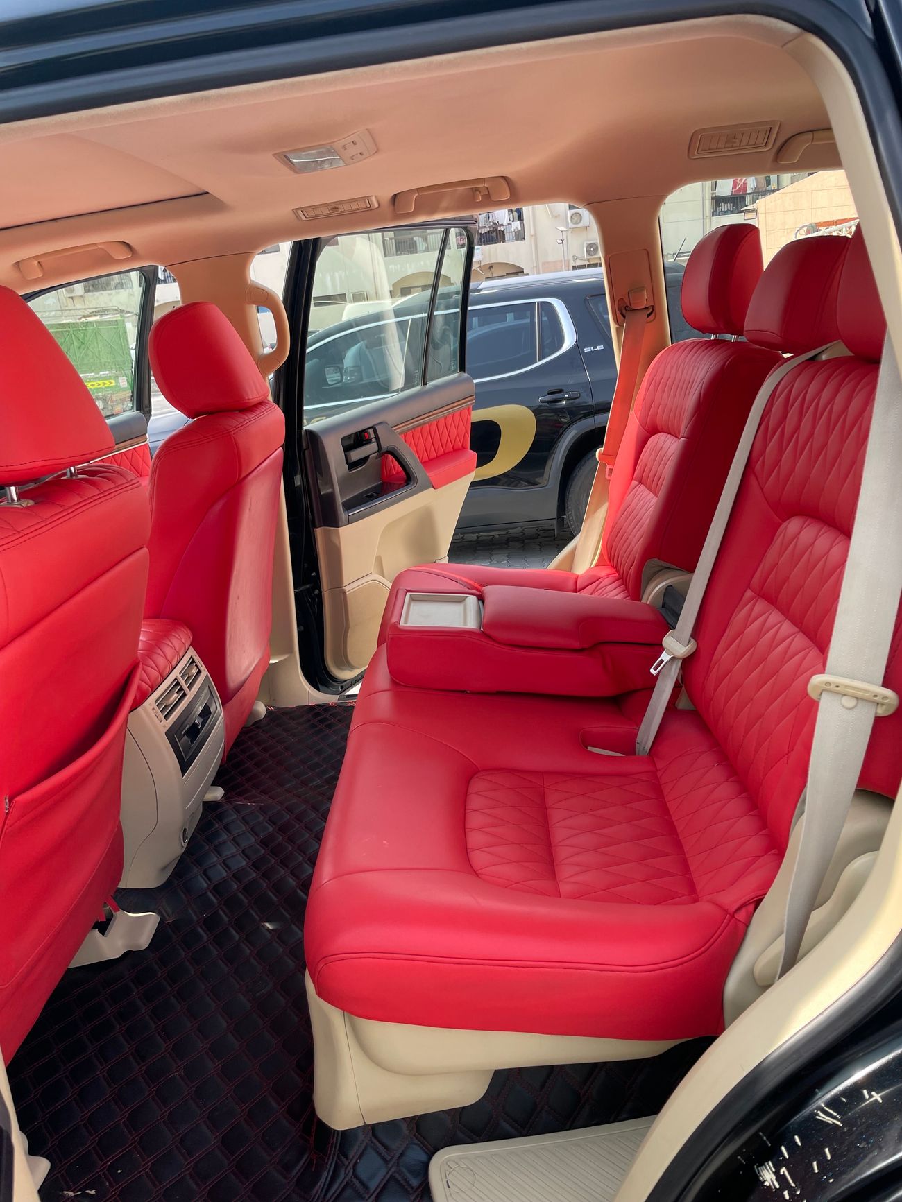 تويوتا لاند كروزر