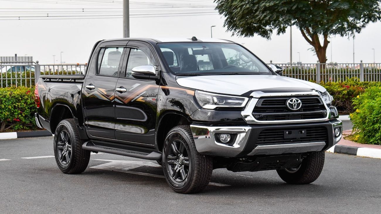 تويوتا هيلوكس ECTAGR008 – 2025 Toyota Hilux Double Cab High Options – 2.4L Diesel Auto – Black with Black Interior