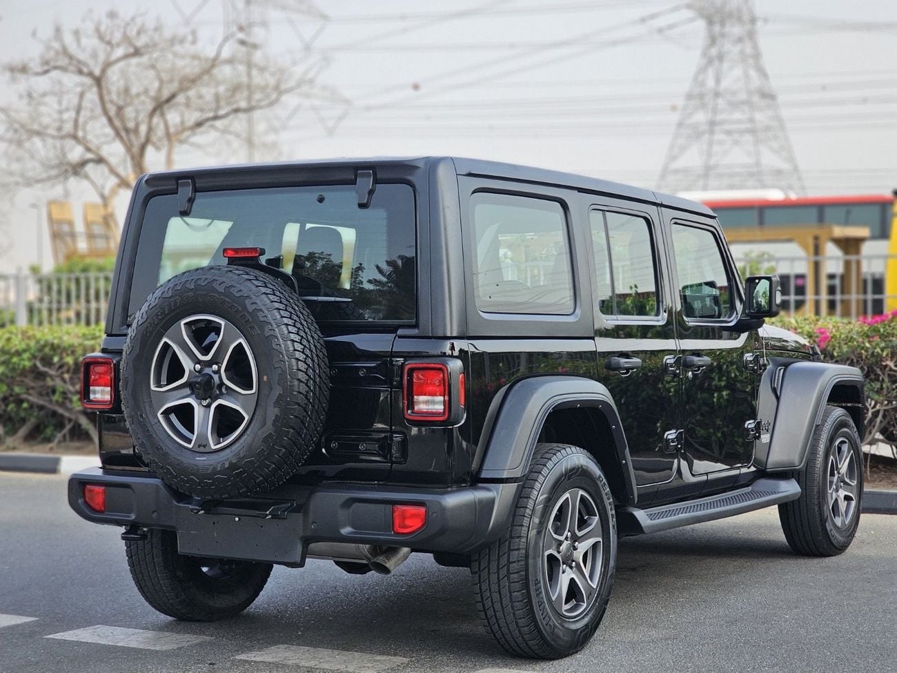 Jeep Wrangler Sport 3.6L A/T (5 Seater)