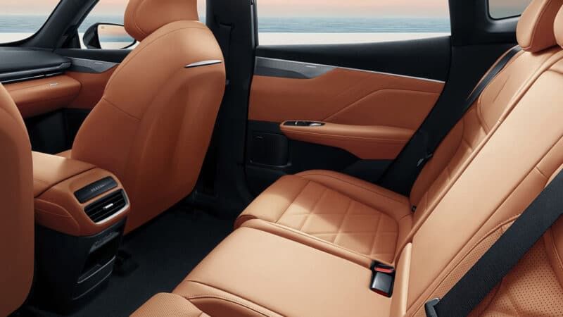 ديبال S05 interior - Seats