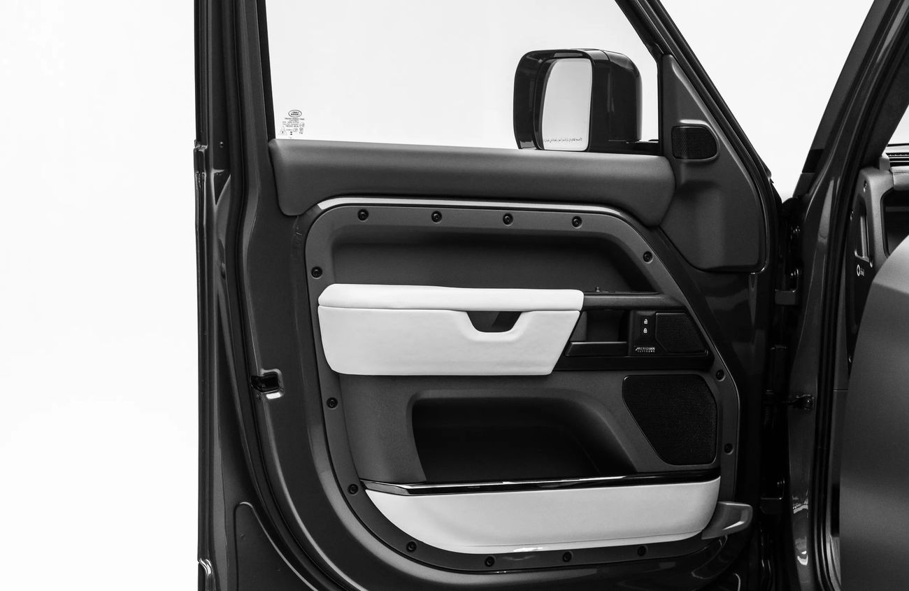 Land Rover Defender 4.4L V8 Twin-Turbo Mild Hybrid Engine