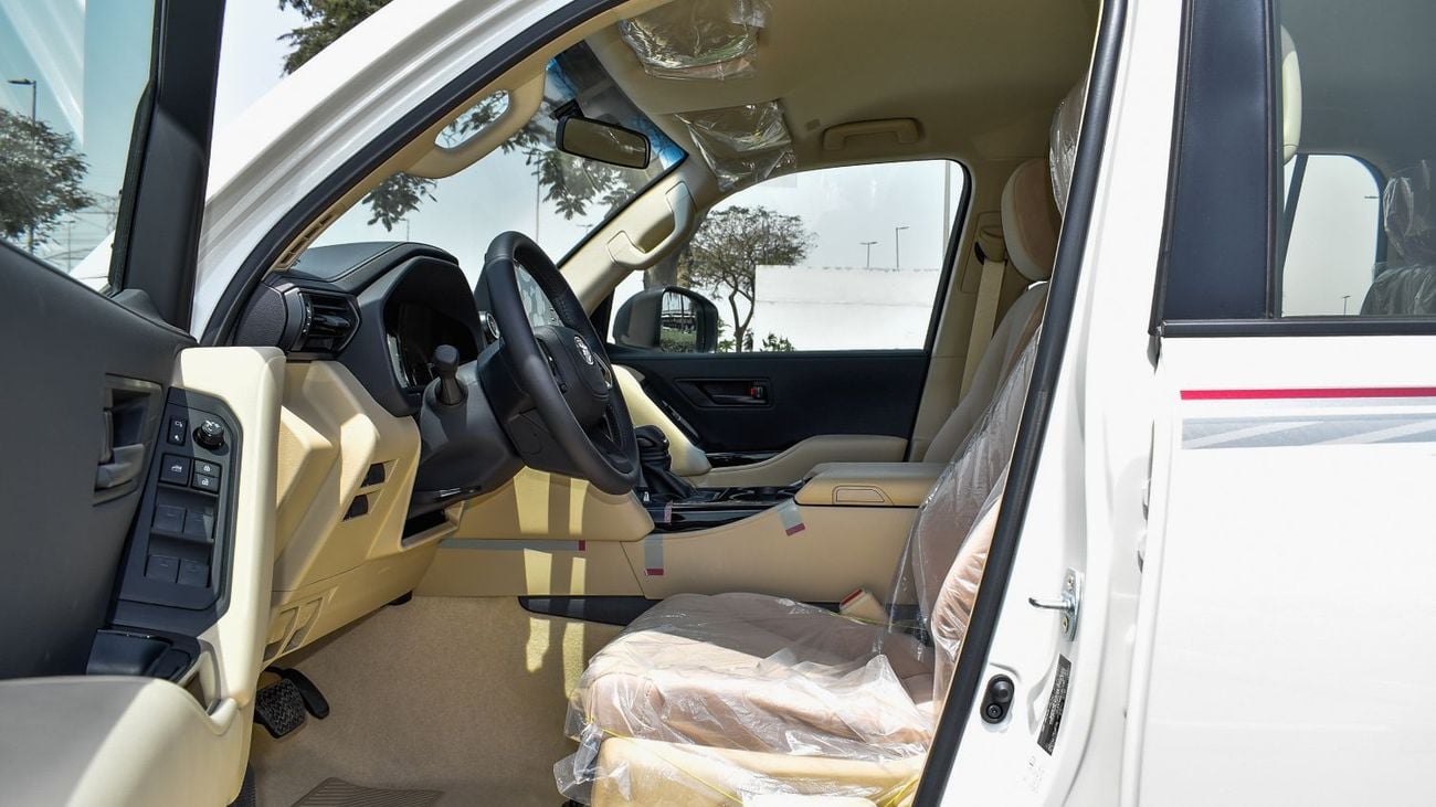 تويوتا لاند كروزر ECTAGR022 - 2025 Toyota LC300 GX - 4.0L Petrol Auto White w Beige
