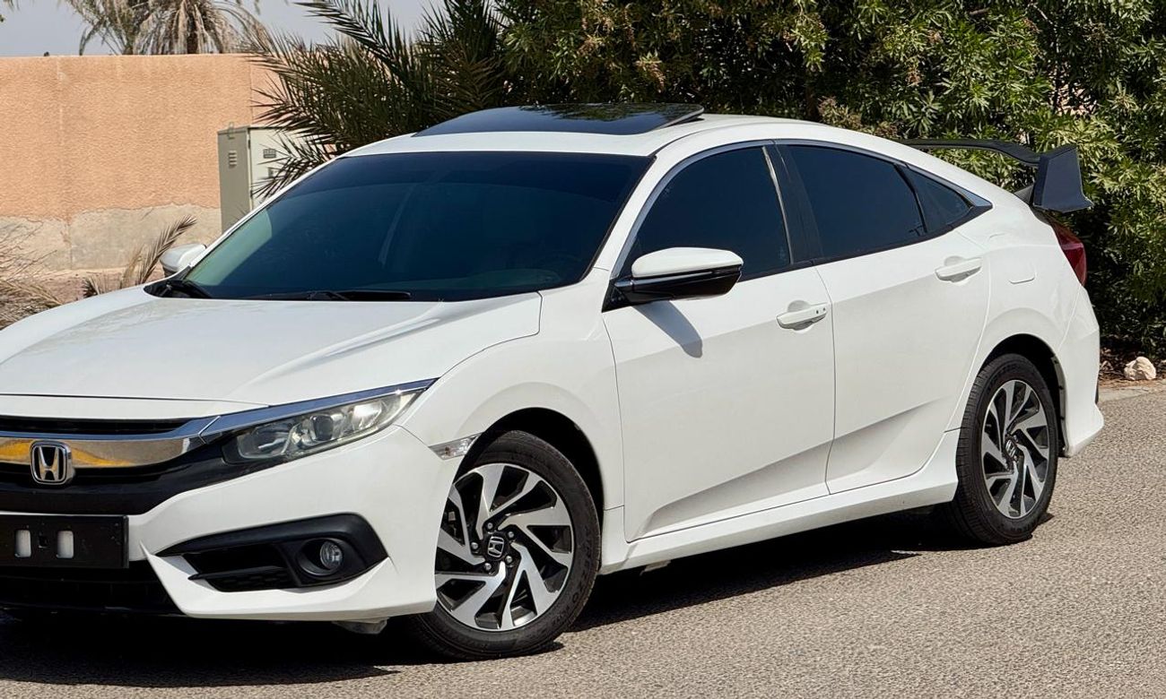 Honda Civic LX 2.0L 1270x24-Monthly l GCC l Sunroof. Cruise, Camera l Accident Free