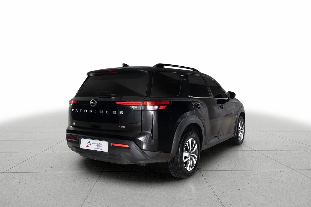 نيسان باثفايندر S 3.5