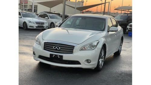 Infiniti Q70 Luxury Infiniti Q70_Gcc_2017_Excellent_Condition _Full option