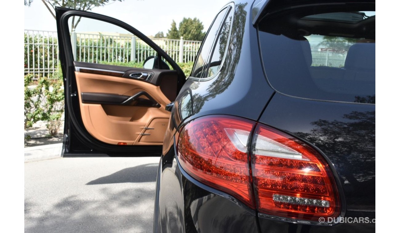 Porsche Cayenne S 2012 US