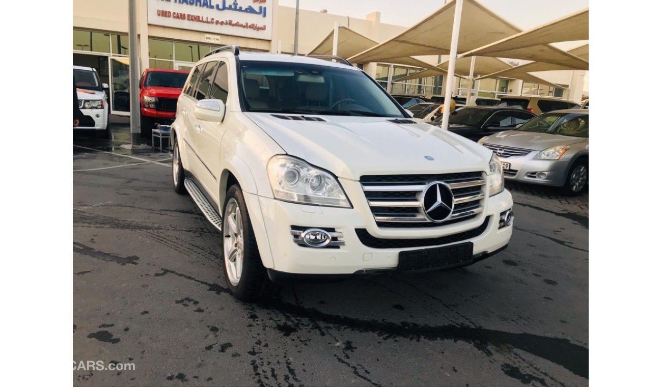 Mercedes-Benz GL 500 Mercedes GL 500 AMG kit 2009 GCC car prefect condition full service full option