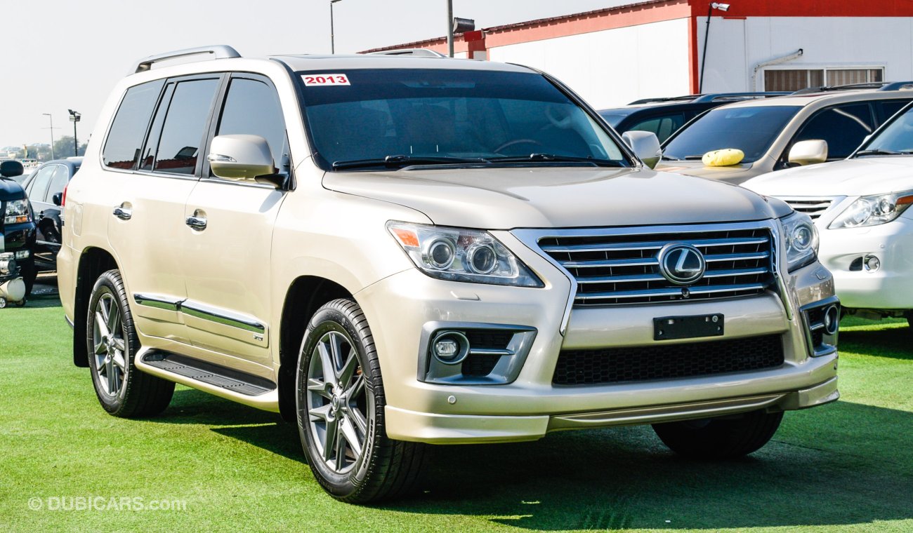 Lexus LX570