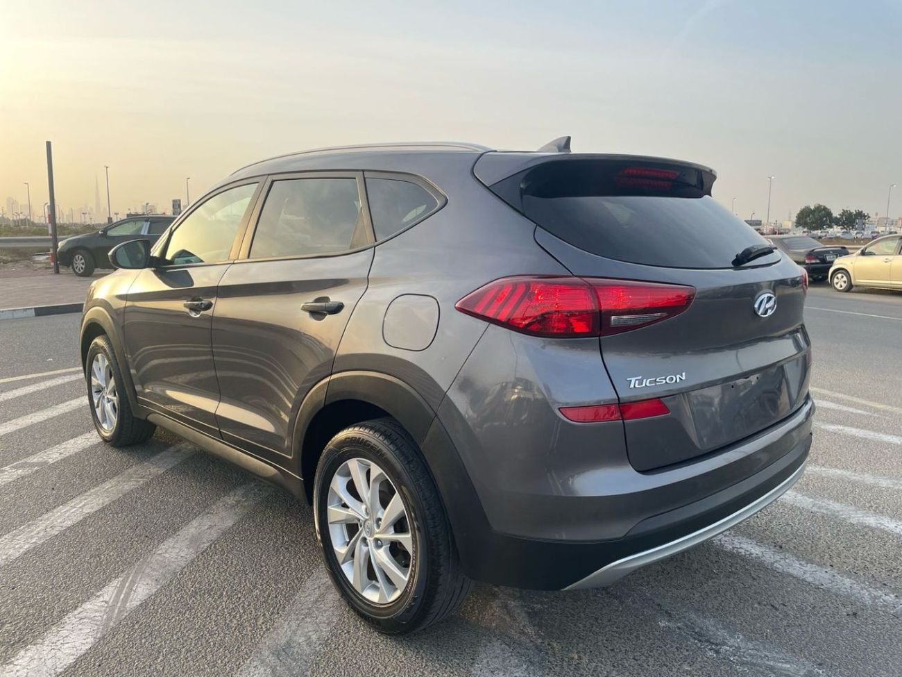 هيونداي توسون 2021 Hyundai Tucson Value Edition 2.0L V4 - Push Start BSM Radar With Electric Seat - Rear CAM 2 Key